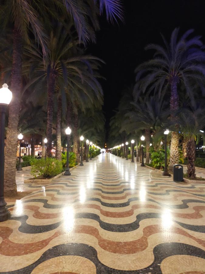 City Center Alicante - Cisneros 外观 照片